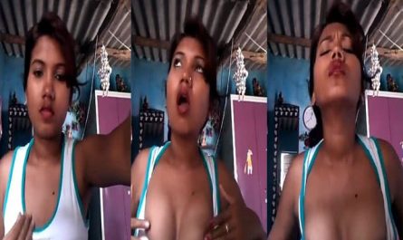 Sexy Bhojpuri Boob Show Solo Selfie Hot Video