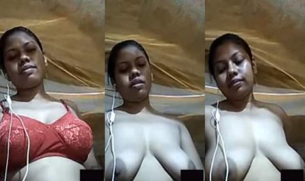 Dehati Sexy Girl Boob Show Selfie MMS Video