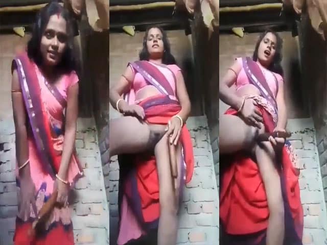 Sexy Horny Dehati Bhabhi Dildoing Pussy On Selfie Cam