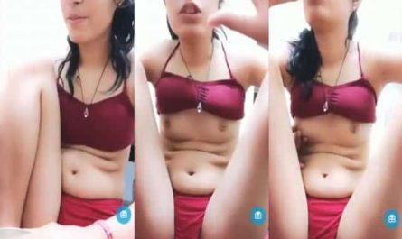 Sexy Punjabi Teen Cute Small Boobs Show On Cam Video