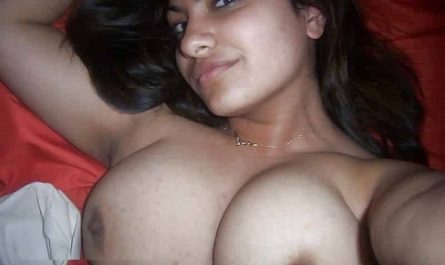 Sexy Tamil Girl Pics To Rock Your Dicks - Photos
