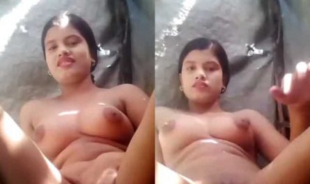Beautiful Indian Village Girl Pussy Fingering Selfie Hot Video