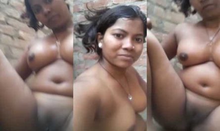 Divorced Village Auntie’s Bald Desi Pussy Show In Bathroom Video