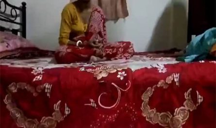 Bengali Housewife Cheating Sex With Neighbor Guy