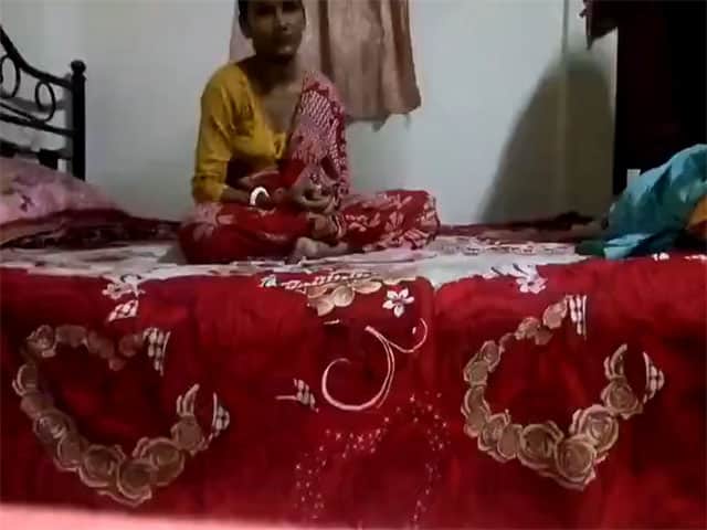 Bengali Housewife Cheating Sex With Neighbor Guy