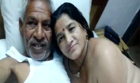 Naughty Mature Indian Couple Latest MMS Scandal Video