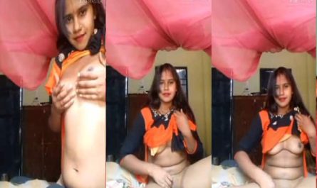 Sexy Naughty Bihari Wife Revealing Her Assets On Cam Video