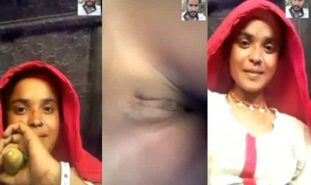 Rajasthani Village Wife Dildoing Her Pussy With Cucumber