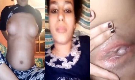 Karachi Girl Showing Pussy MMS Scandal Video