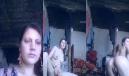 Kurtha Wearing Village Beauty Undressing And Teasing Hot Video