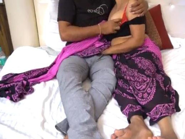 Hot Desi Bhabhi Enjoying Sex With Lover Video
