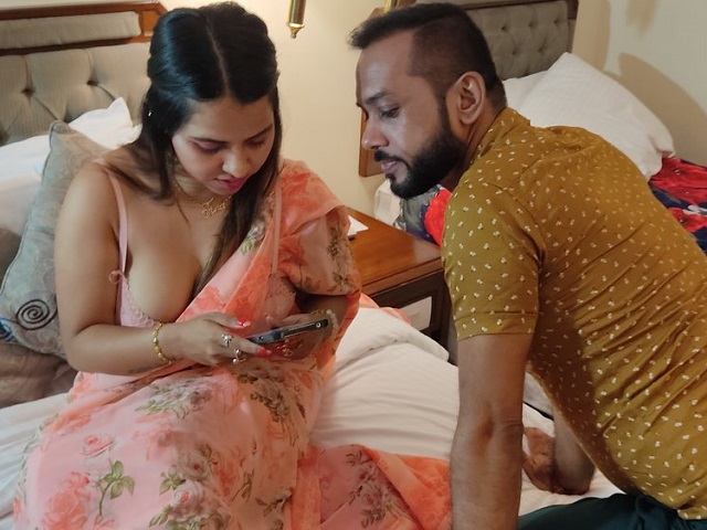 Desi Busty Married Wife Fucked Hard Sari Hindi Porn