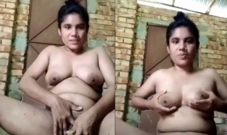 Unsatisfied Bangladeshi horny village Bhabhi Hot Selfie Porn