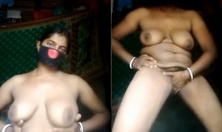 Bengali Boudi Showing Her Big Tits And Nude Body