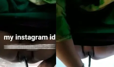 Desi Girl Masturbating Horny Pussy With Toothbrush