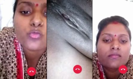 Indian Dehati Bhabhi Naughty Pussy Show On Selfie Cam
