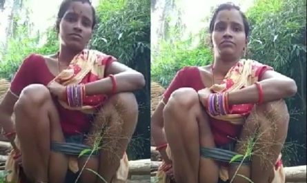 Married Odia Bhabhi Pissing Outdoors Selfie Video