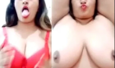Big Booby Chubby Pakistani Girl Boobs Show Selfie