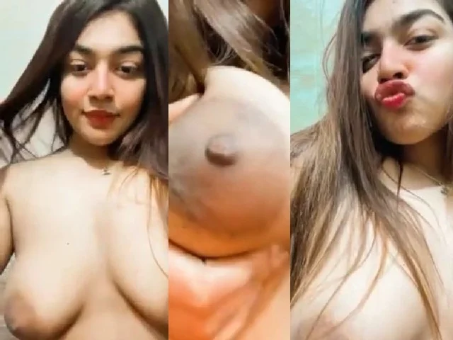Hot Bangladeshi Girl Showing Her Huge Boobs