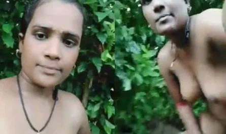 Naughty Dehati Wife Bathing Nude Outdoors Porn Video