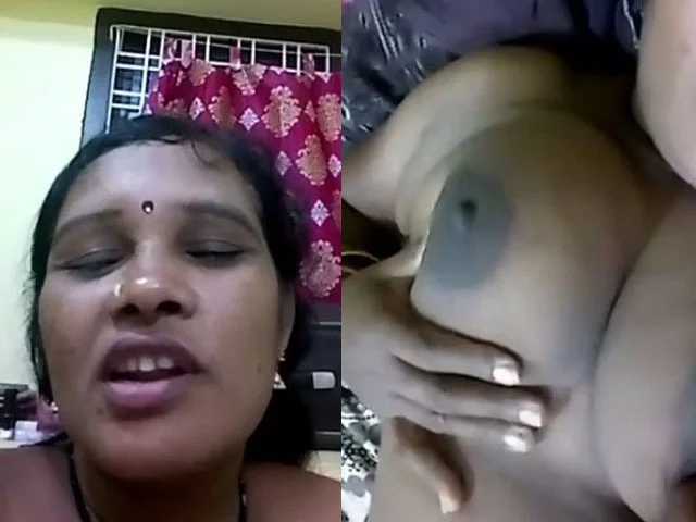 Rich Indian Dehati Wife Showing Big Boobs To Lover