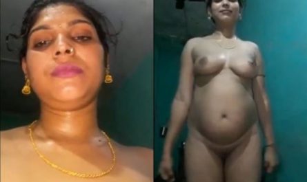 Sexy Dehati Bhabhi Selfie Nude Body MMS