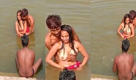 Desi Slutty Girl Enjoying River Bath With Group Of Boys