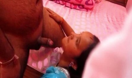 Desi Married Bhabhi Sucking Devar Dick Cheating Sex Video