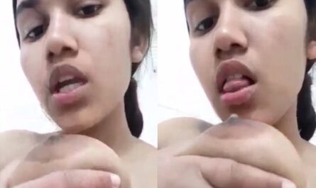 Horny Big Boobs Sexy Desi Girl Hot Boobs Show