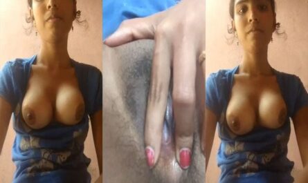 Village Sexy Girl Showing Boobs And Virgin Pussy