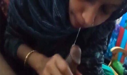Bangladeshi Hijabi Wife Giving Deep Throat Blowjob On Cam