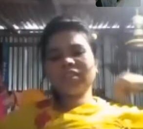 Bangladeshi Hot Village Girl Fingering Pussy On Video Call XXX