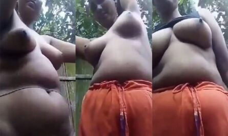 Bengali Sexy Village Wife Nude Show Outdoors On Selfie Cam