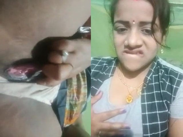 Naughty Bhabhi Showing Wet Pussy With Horny Expressions