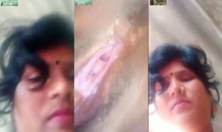 Desi Village Mature Bhabhi Naked Pussy Show On Video Call