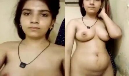 Beautiful Sexy Figure Muslim Girl Nude Show For Her Bf