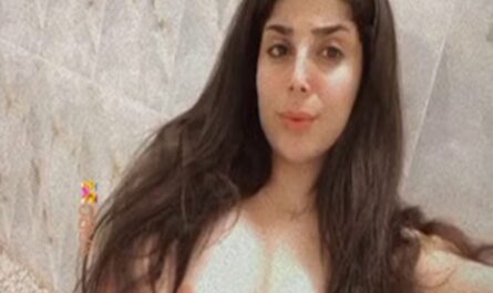 Cute Sexy Paki Babe Boobs N Horny Pussy Show