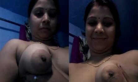 Beautiful Sexy Bhabhi Making Her Own Nude XXX Video In Bathroom
