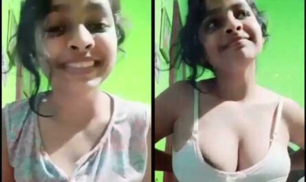 Cute Indian Sexy Girl Showing Her Hot Big Boobs