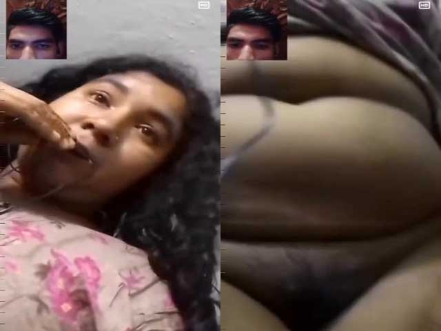 Desi Chubby Horny Girl Showing Her Hot Pussy To Bf On Vc