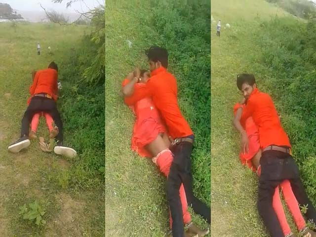 Desi Horny Lovers Hot Outdoor Sex Caught Red Handed