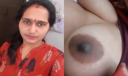 Desi Bhabhi Showing Sexy Boobs And Horny Pussy From Bathroom