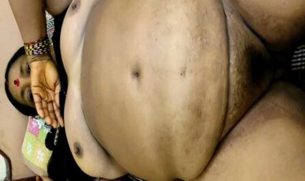 Fatty Indian Milf Horny Aunty Exposed Nude On Cam XXX