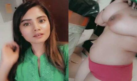 Beautiful Sexy Pakistani Girl Salwar Striptease XXX Show