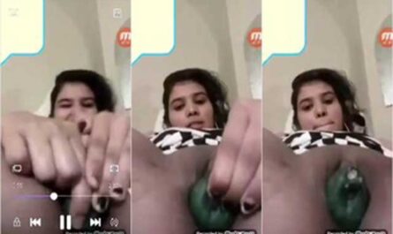 Horny Girl Masturbating Wet Pussy With Fat Veggie