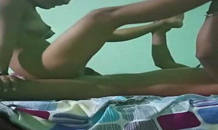 Hot Desi Bhabhi Riding Dick Hard With Smiling Face