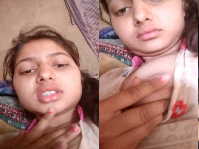 Indian Sexy Beautiful Girl Showing Her Hot Pink Nipples