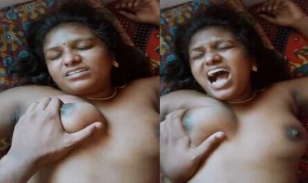 Bhabhi Moans While Enjoying Hard Fucking