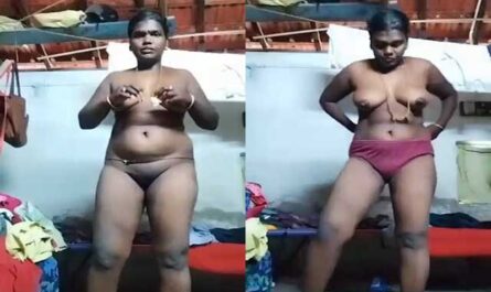 Dusky South Indian Naughty Wife Making Her Nude Video