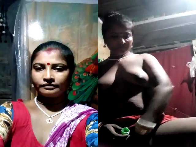 Mature Busty Village Bhabhi Applying Oil On Her Horny Pussy